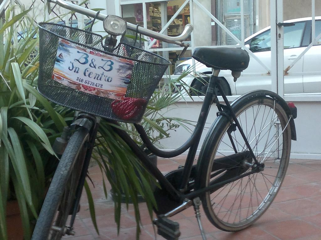 B&B In Centro 圣贝内代托-德尔特龙托 外观 照片